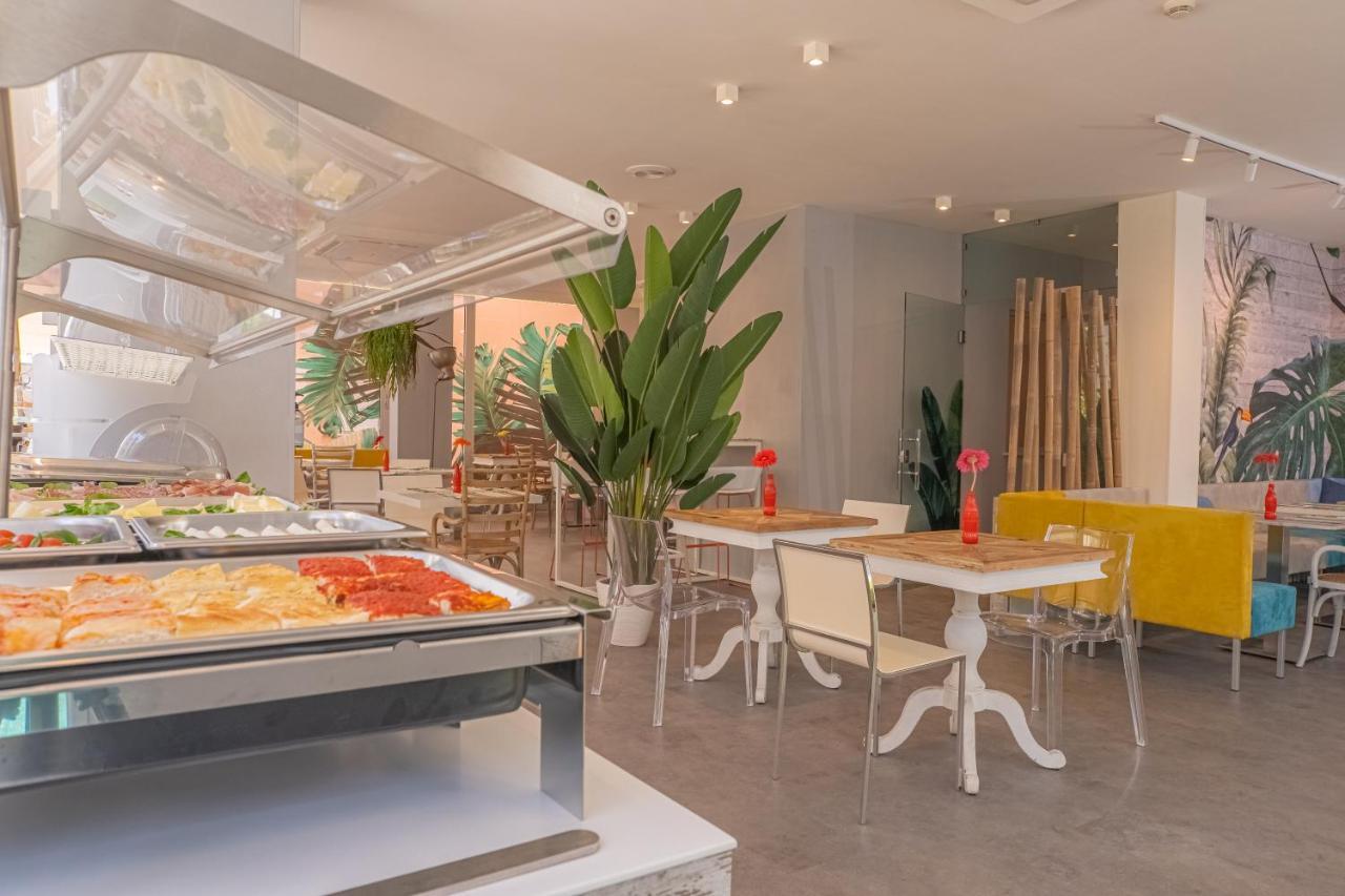 Design Hotel Astra B&B 미사노아드리아티코 외부 사진